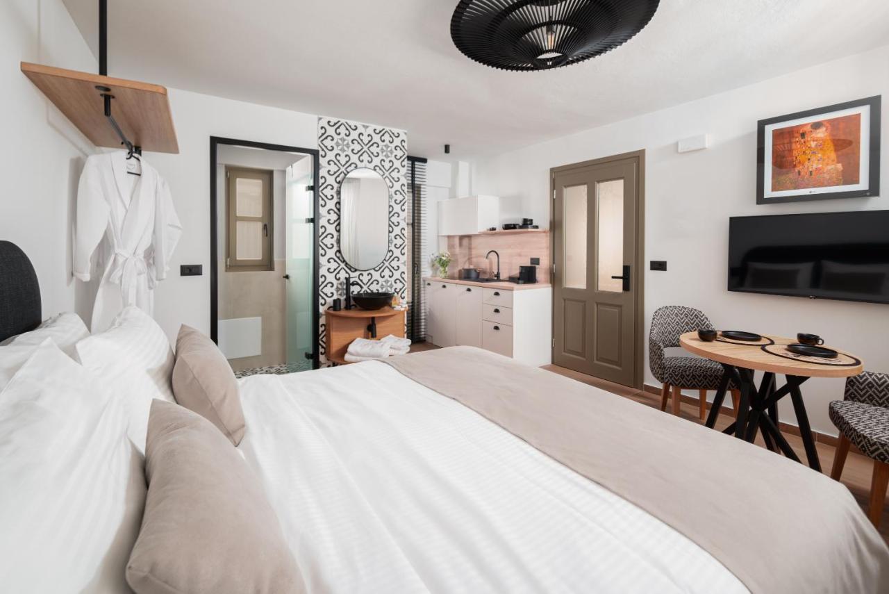 Casa Di Gaga Luxury Suites 레팀노 외부 사진