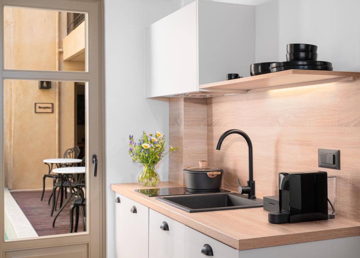 Casa Di Gaga Luxury Suites 레팀노 외부 사진